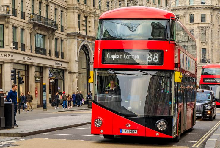 I bus a due piani di Londra diventano elettrici
