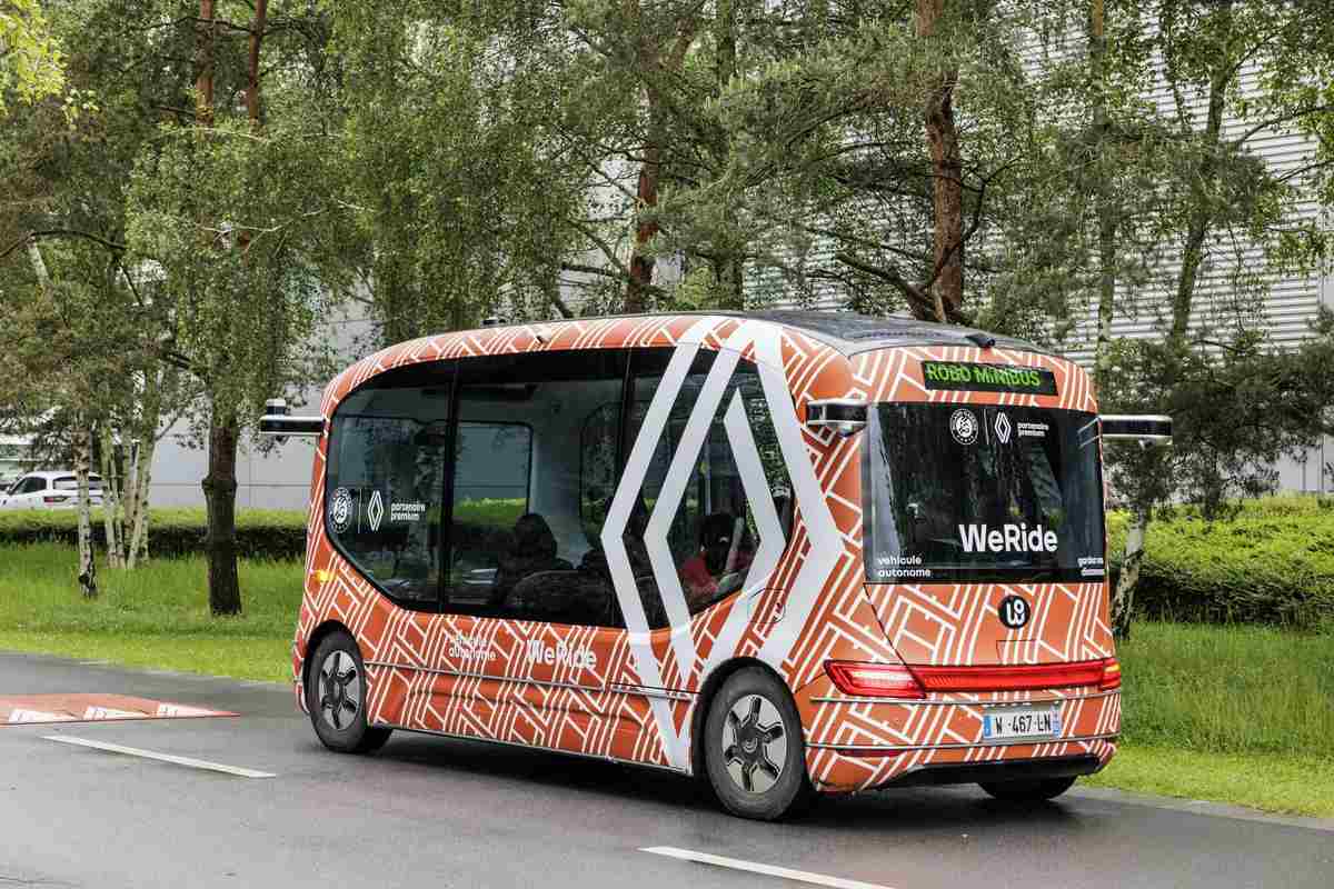 I minibus Renault a guida autonoma