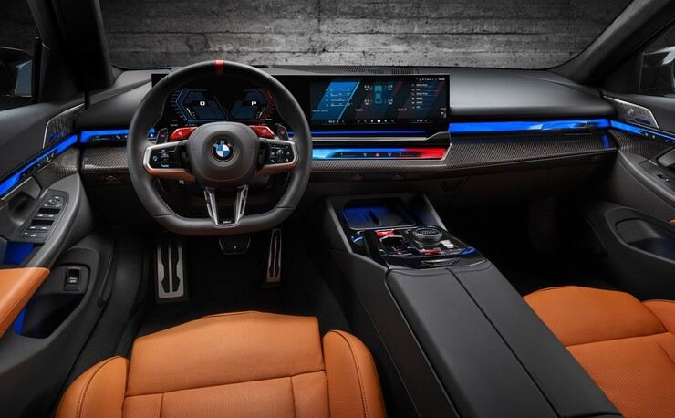 Gli interni della nuova BMW M5