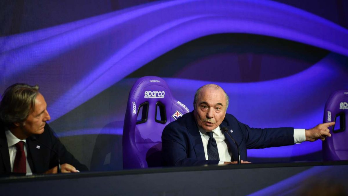 Il presidente della Fiorentina Rocco Commisso - fonte Lapresse - suipedali.it