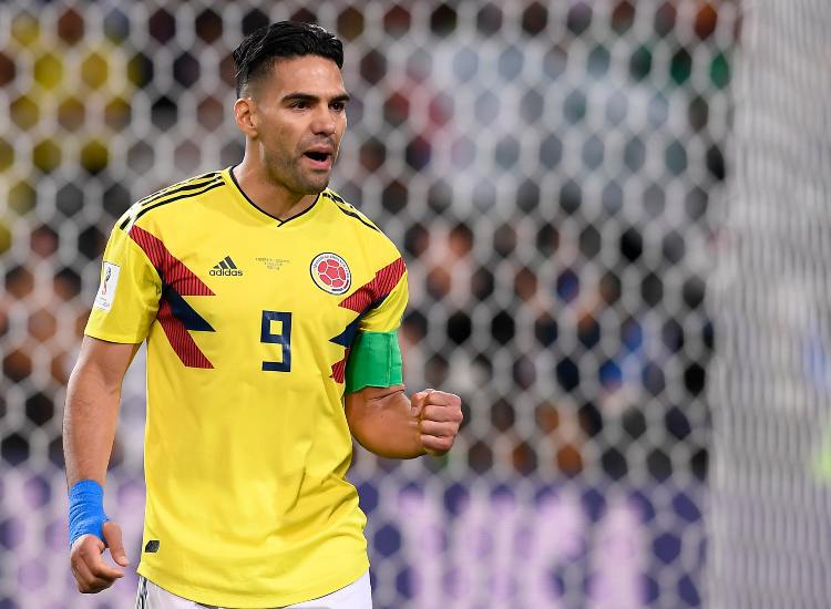 Radamel Falcao con la maglia della Colombia - fonte Lapresse - suipedali.it