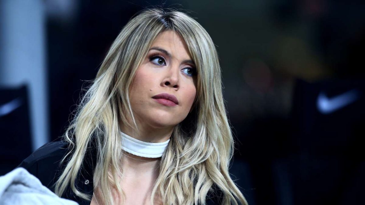 Wanda Nara si è fatta male - fonte Lapresse - suipedali.it