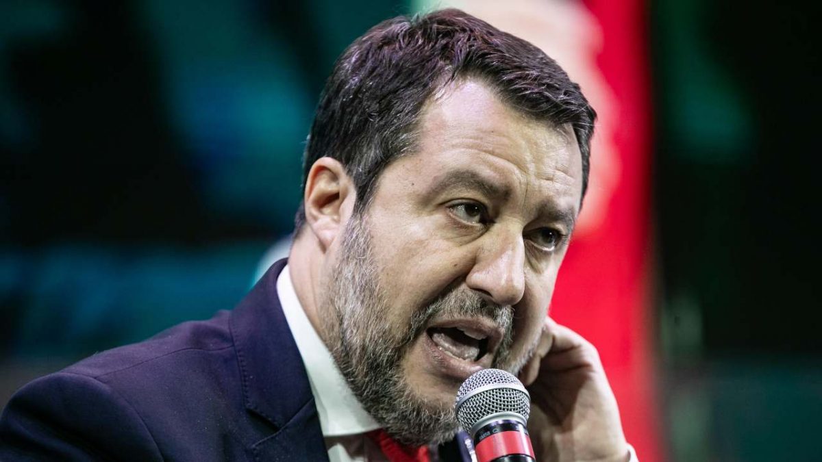 Il ministro dei trasporti Matteo Salvini - fonte Ansa Foto - suipedali.it