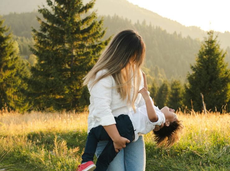 Le agevolazioni per le donne con figli - fonte Pexels - suipedali.it