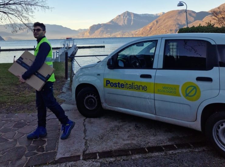 L'offerta di lavoro da Poste Italiane - fonte Instagram - suipedali.it